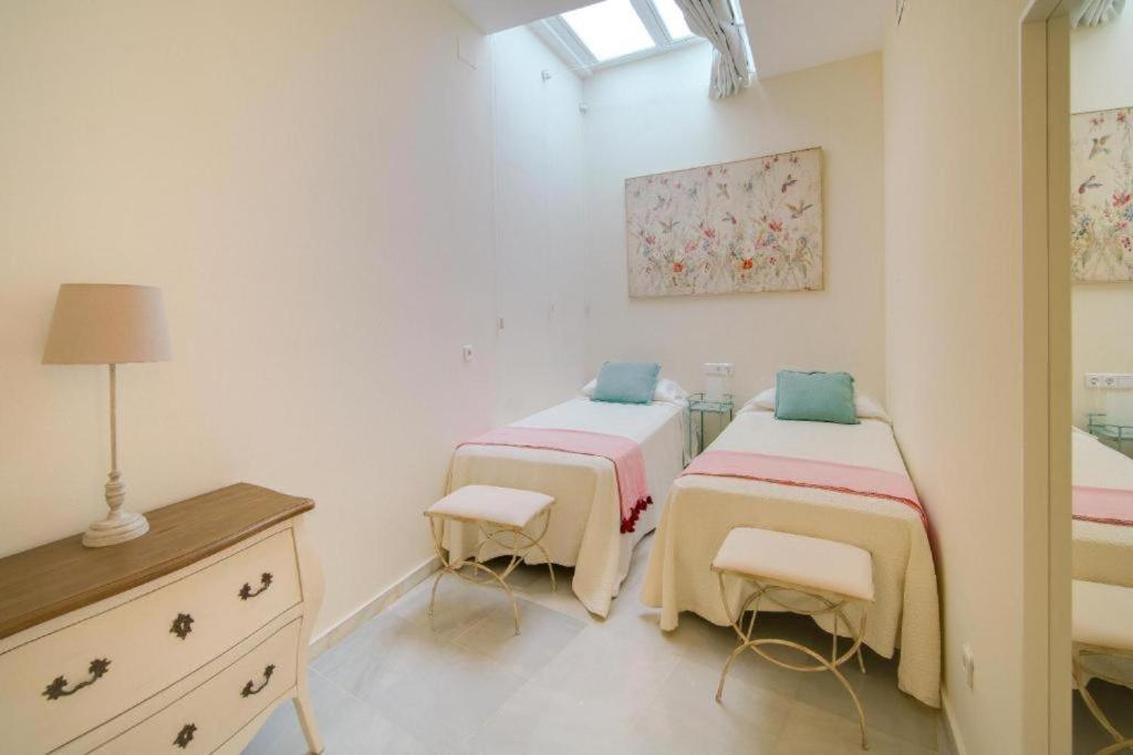 San Pablo Premium Suites Sevilla Bagian luar foto