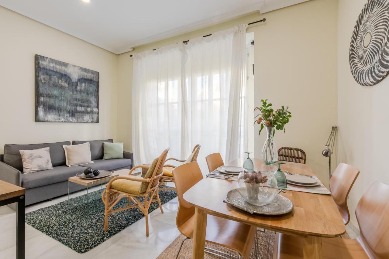 San Pablo Premium Suites Sevilla Bagian luar foto
