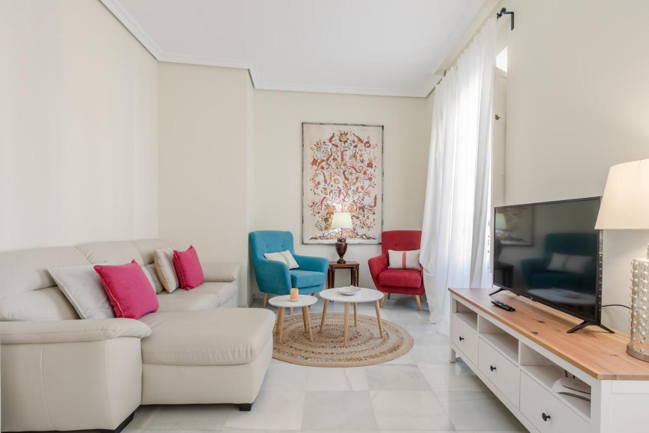 San Pablo Premium Suites Sevilla Bagian luar foto