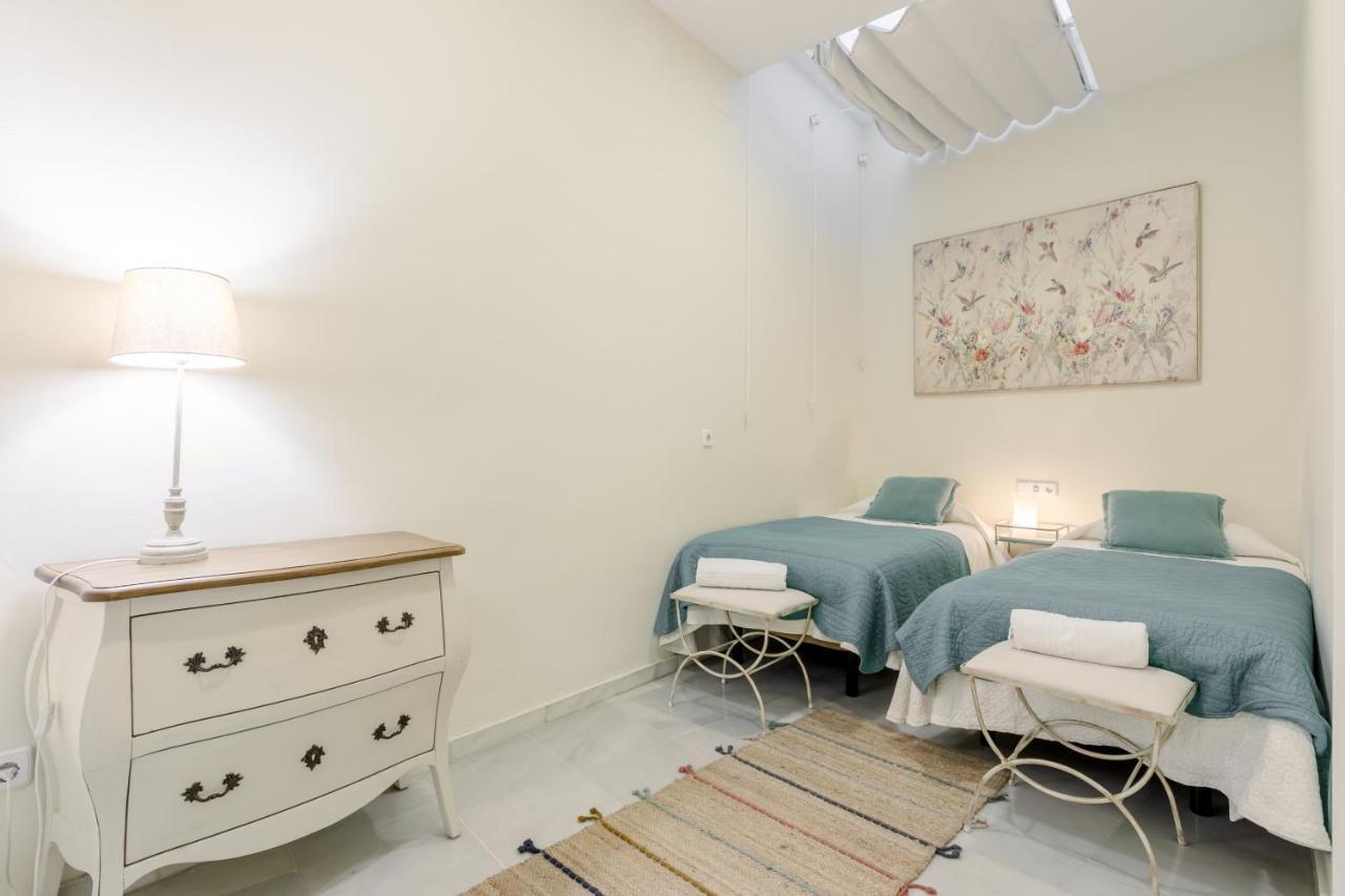 San Pablo Premium Suites Sevilla Bagian luar foto